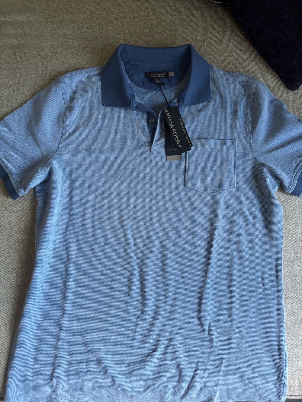 Banana Republic Men’s Sky Blue Pique Polo with Navy Trim